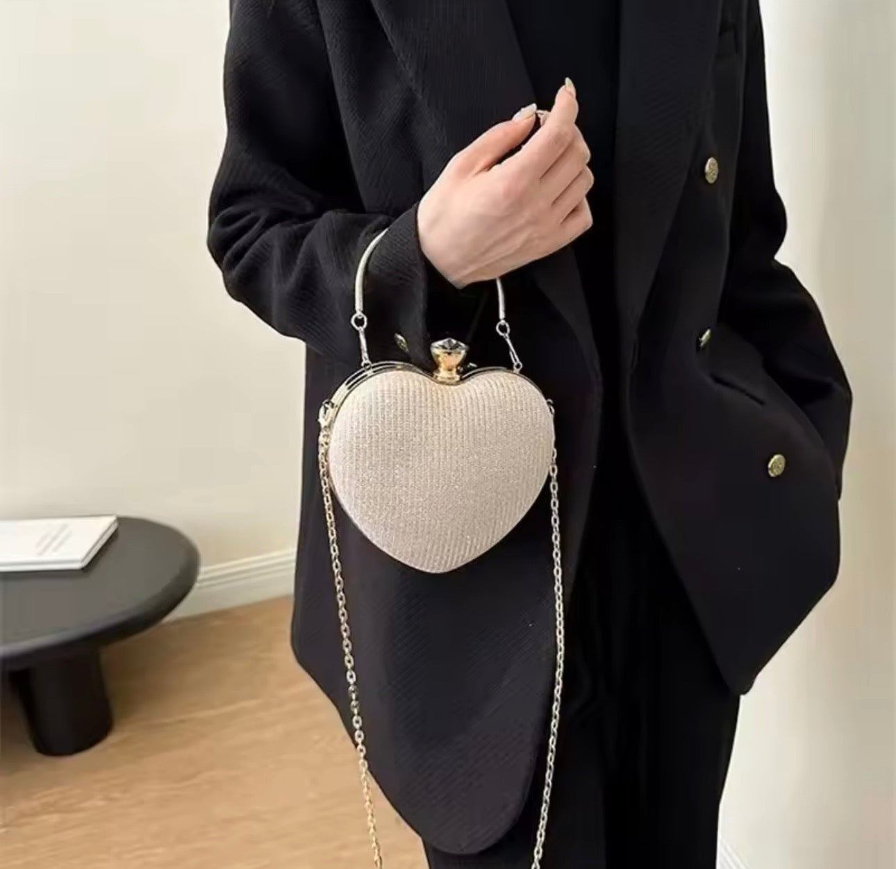 Pochette de soirée pour femmes, sac à main brillant en forme de cœur, pochettes en métal